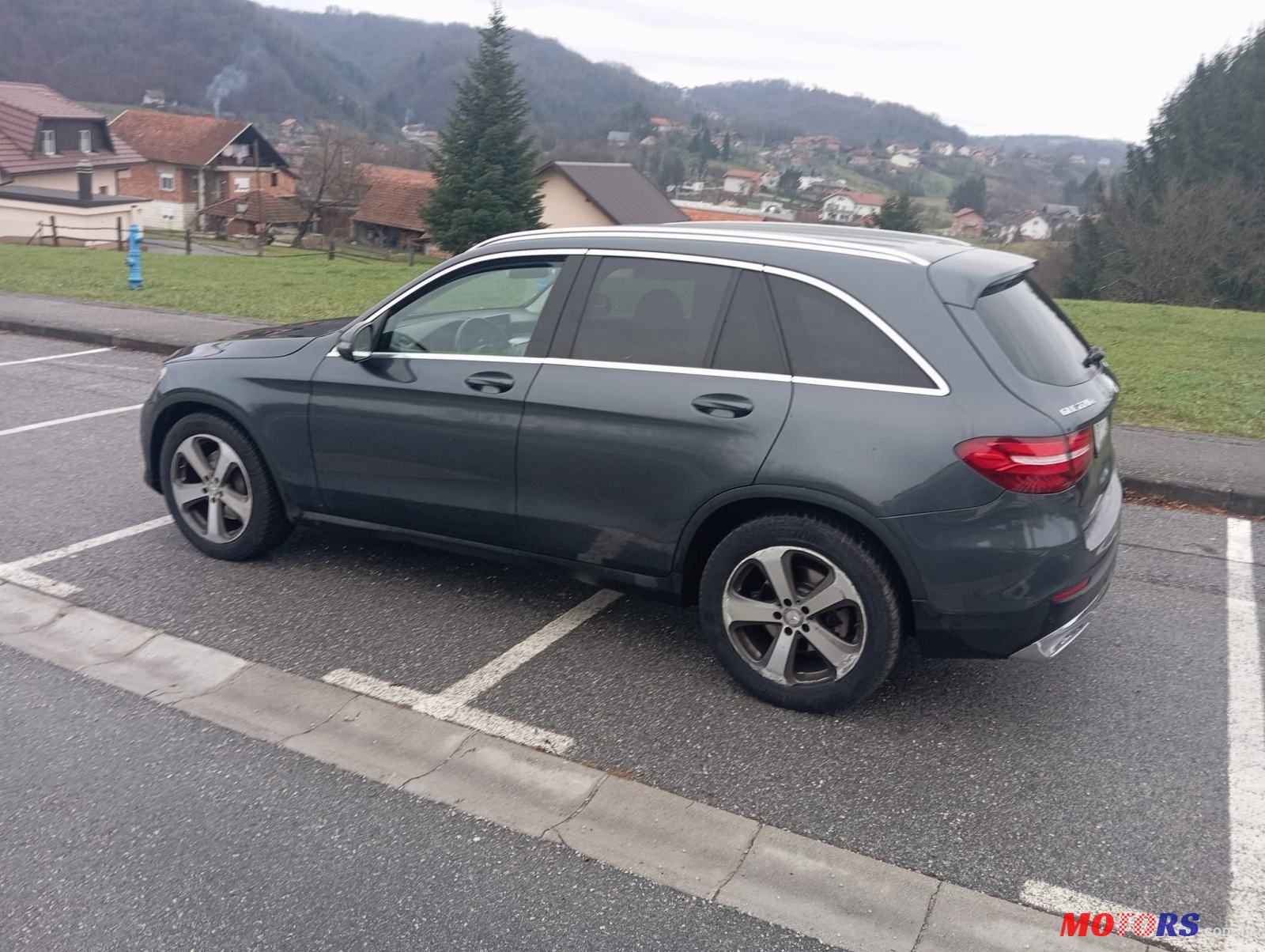 2015' Mercedes-Benz GLC 220 D photo #6