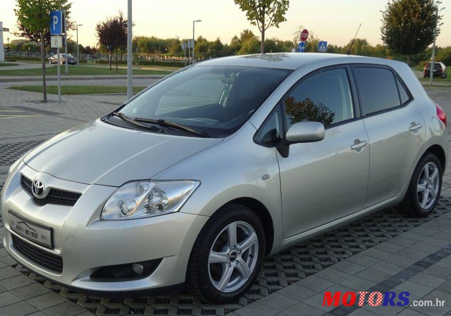 2007' Toyota Auris 1,4 D4-D photo #1