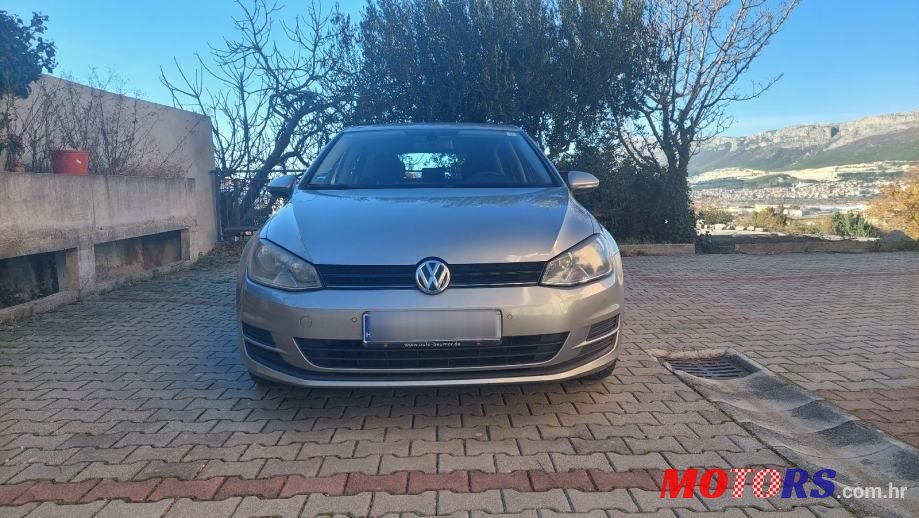 2015' Volkswagen Golf 7 1.6 Tdi photo #1