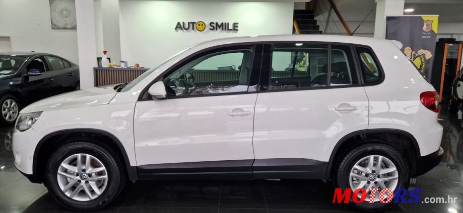 2010' Volkswagen Tiguan 2,0 Tdi photo #5