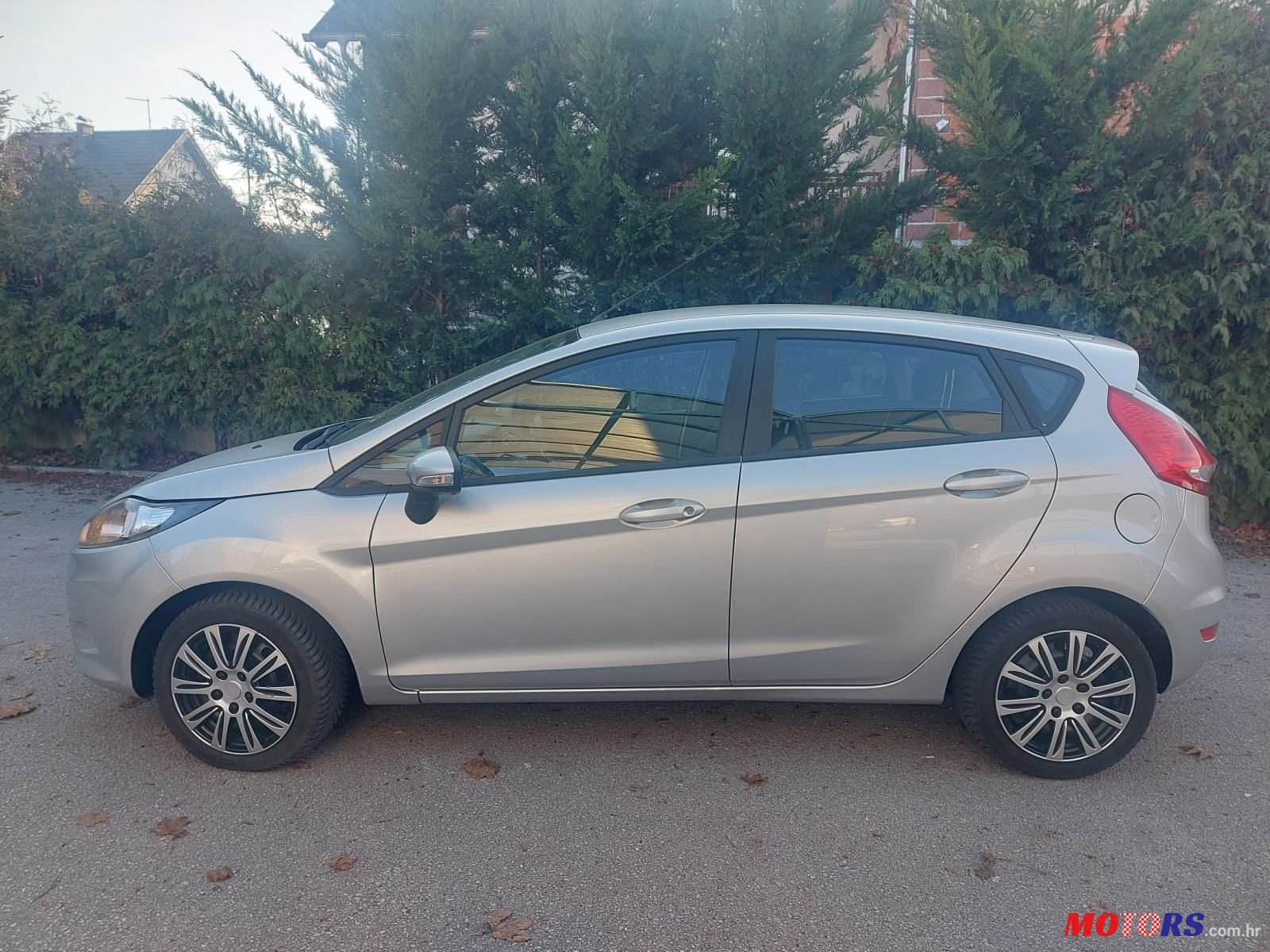 2010' Ford Fiesta 1,2 5 16V photo #1