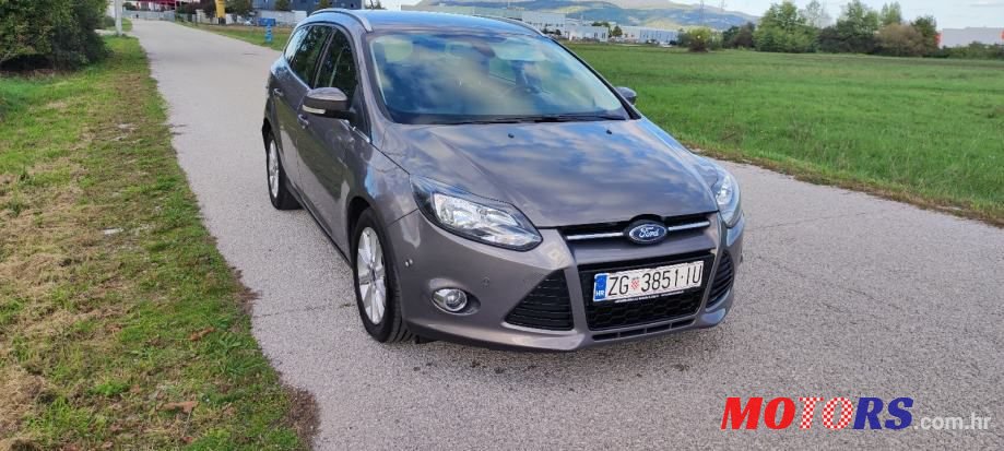 2013' Ford Focus Karavan photo #6