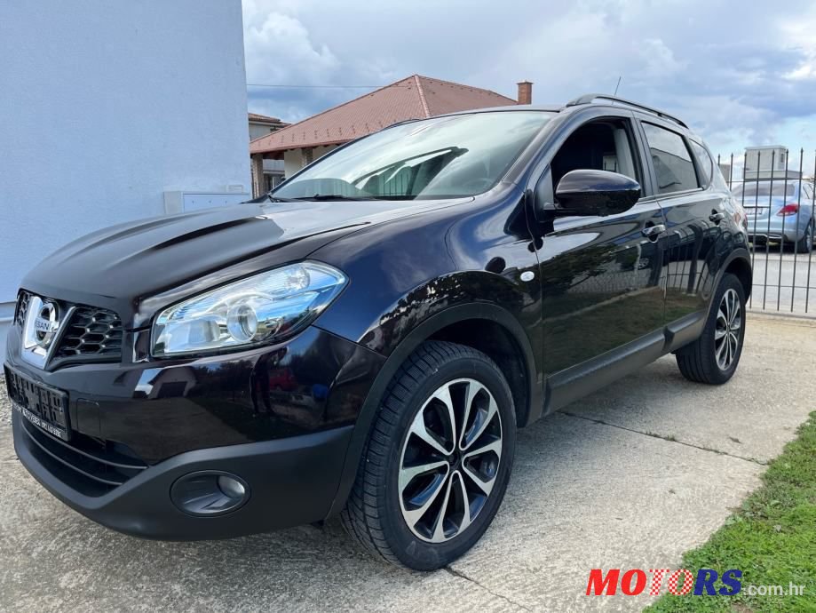 2013' Nissan Qashqai 1,5 Dci photo #2