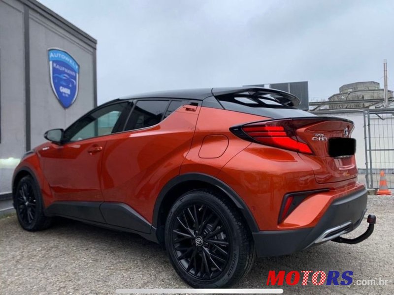 2020' Toyota C-HR 2,0 photo #4