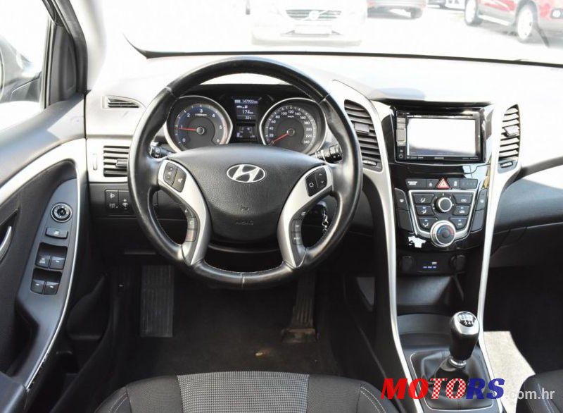 2015' Hyundai I30 1.4 Crdi Ilike, Alu, Bt, photo #2