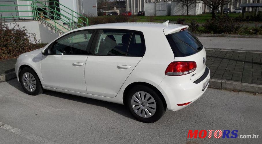 2011' Volkswagen Golf VI 1,4 photo #1