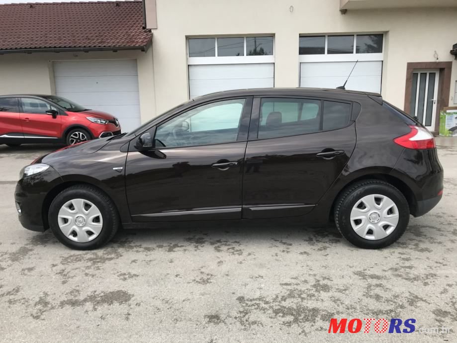 2013' Renault Megane photo #1