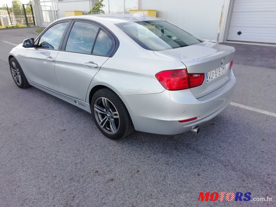 2012' BMW Serija 3 316D photo #2