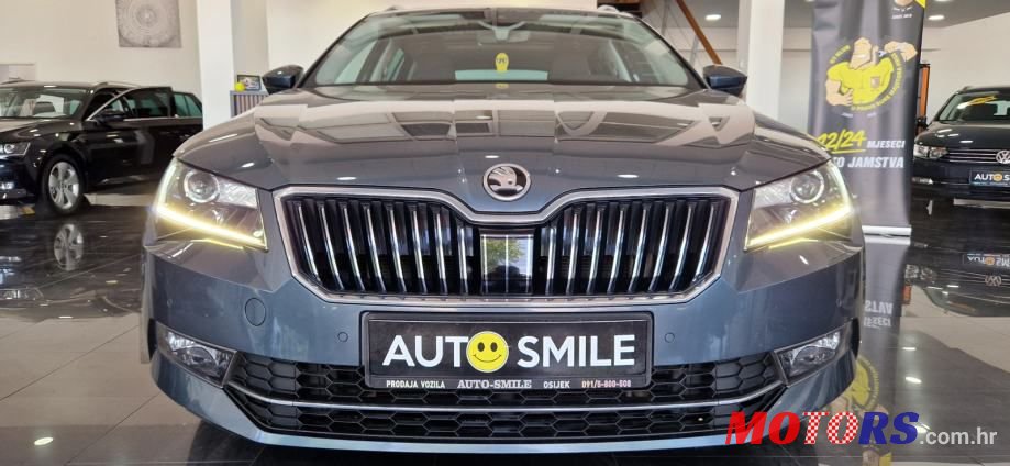 2018' Skoda Superb Combi photo #2