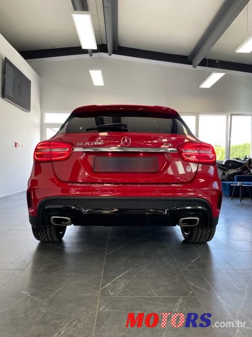 2017' Mercedes-Benz GLA photo #5