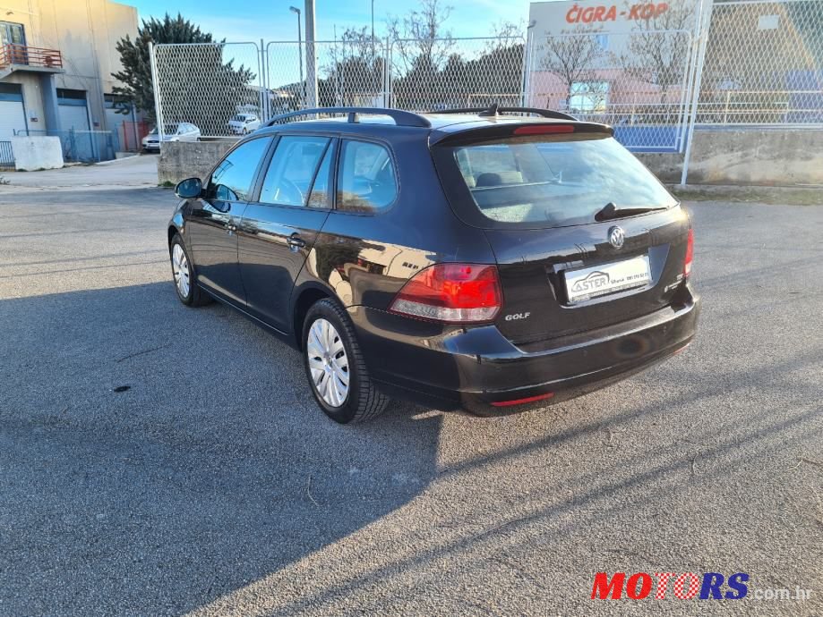 2012' Volkswagen Golf 6 Variant photo #6