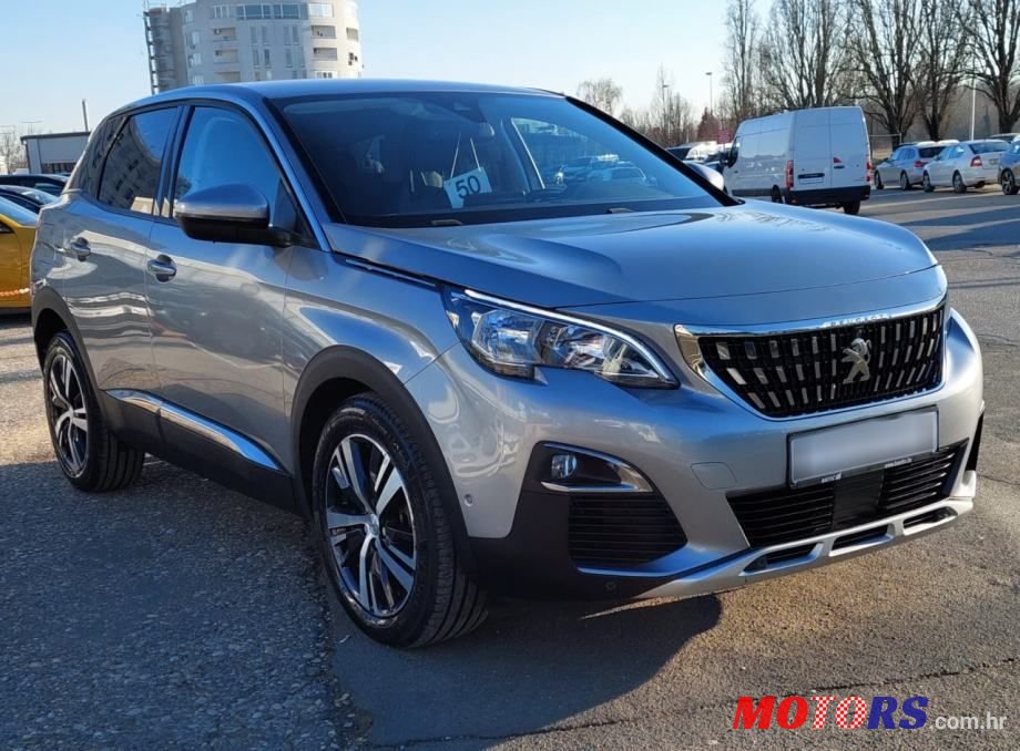 2019' Peugeot 3008 1,5 Bluehdi 130 S&S photo #4