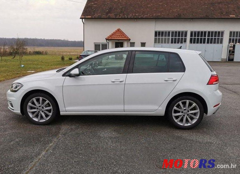 2017' Volkswagen Golf VII 2,0 Tdi Bmt photo #1