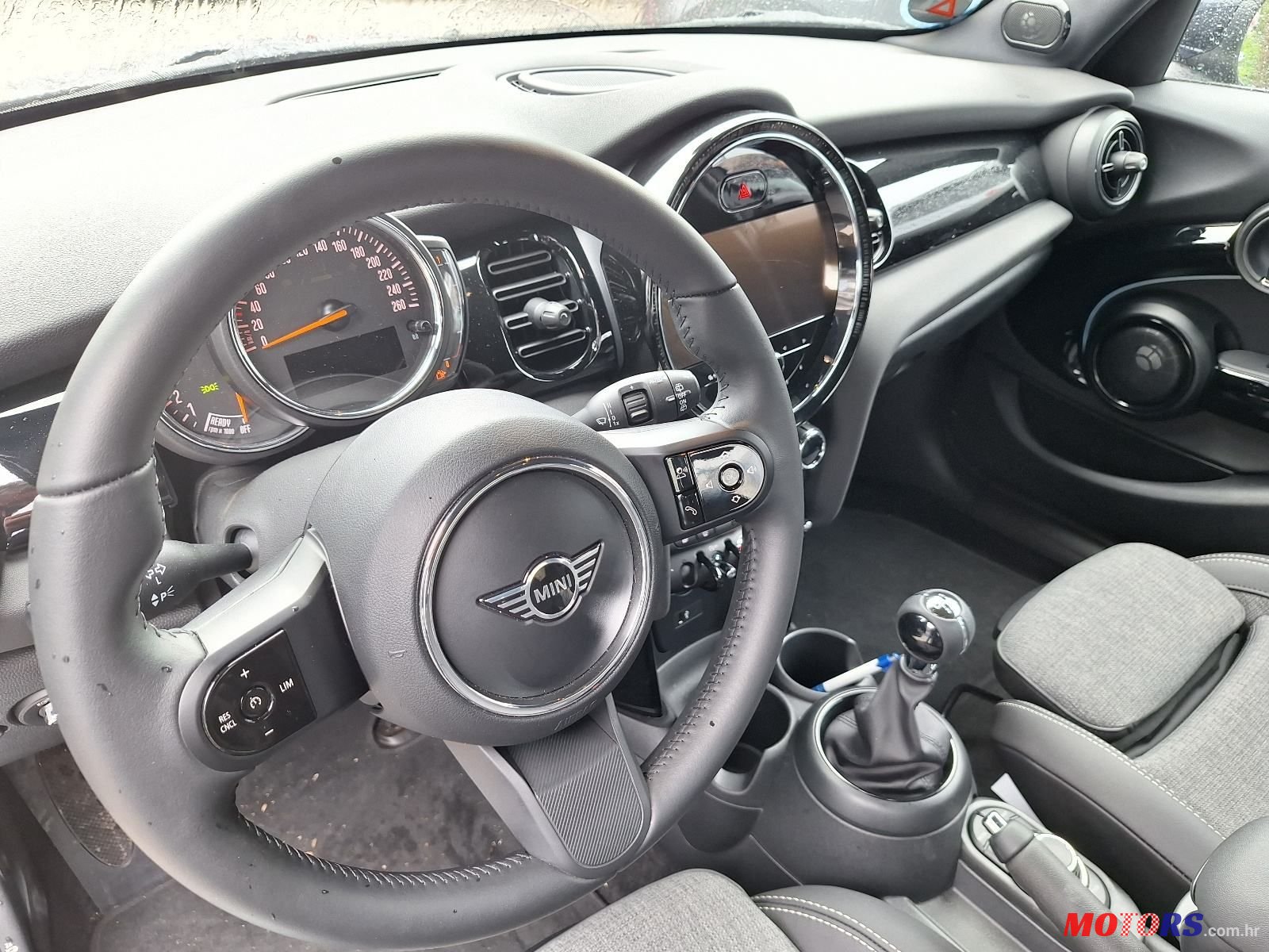 2022' MINI Cooper 1.5 photo #3