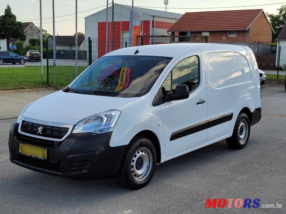 2018' Peugeot Partner photo #1