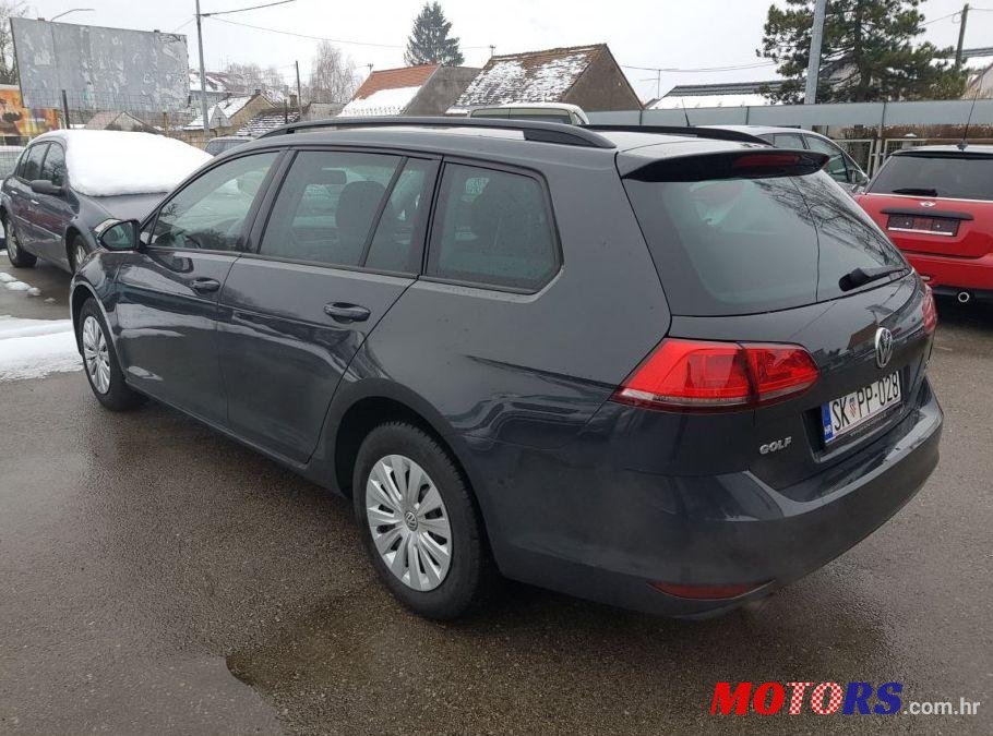 2013' Volkswagen Golf VII Variant photo #2