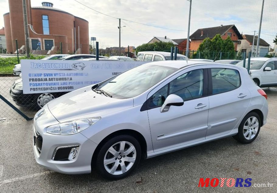 2014' Peugeot 308 1,6 E-Hdi photo #1