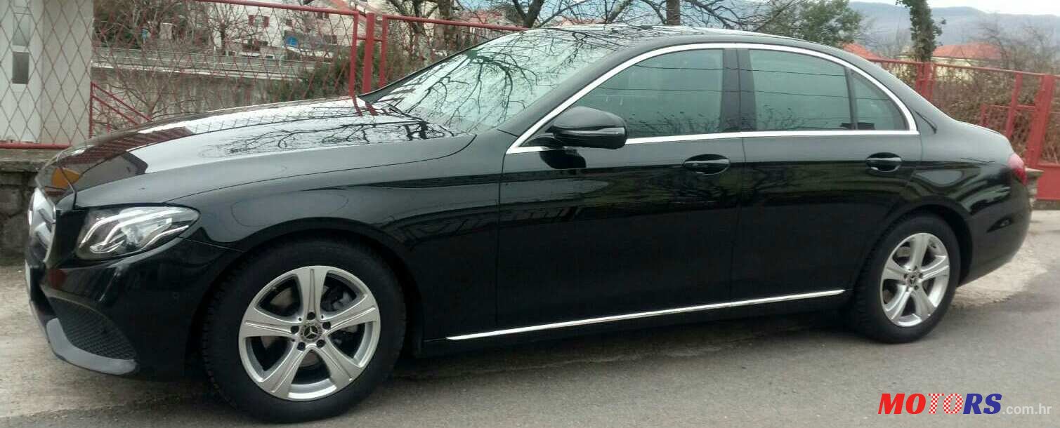 2017' Mercedes-Benz 220E Avandgarde Edition 1 Aut photo #5