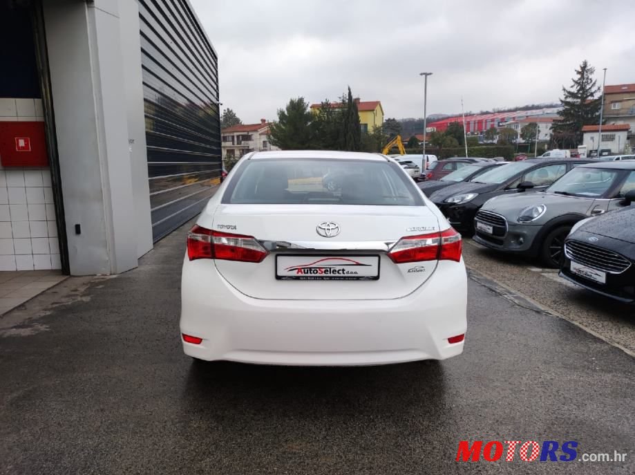 2016' Toyota Corolla Sedan photo #6