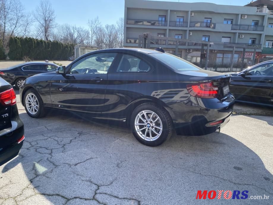 2015' BMW Serija 2 218D photo #4