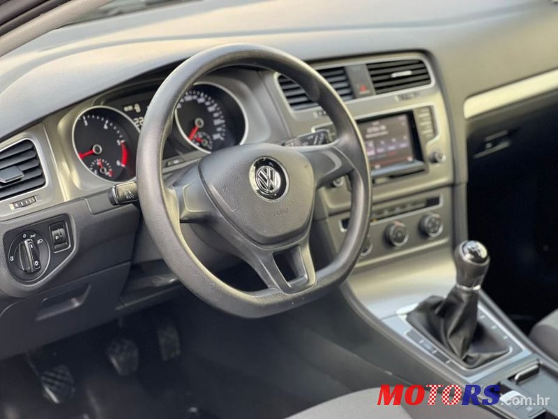 2013' Volkswagen Golf VII 1,6 Tdi Bmt photo #5