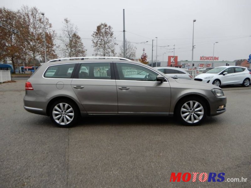 2012' Volkswagen Passat 1.6 Tdi photo #4