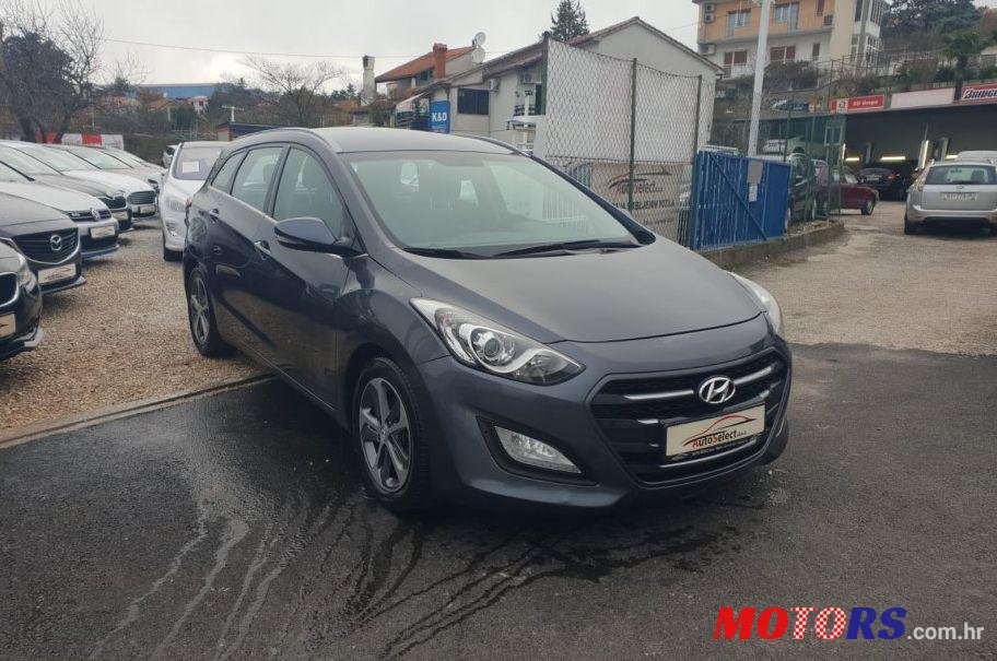 2015' Hyundai I30 Cw 1,6 Crdi photo #1