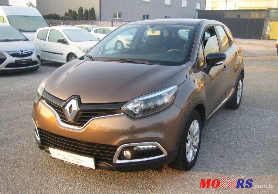 2015' Renault Captur Tce 90 photo #2