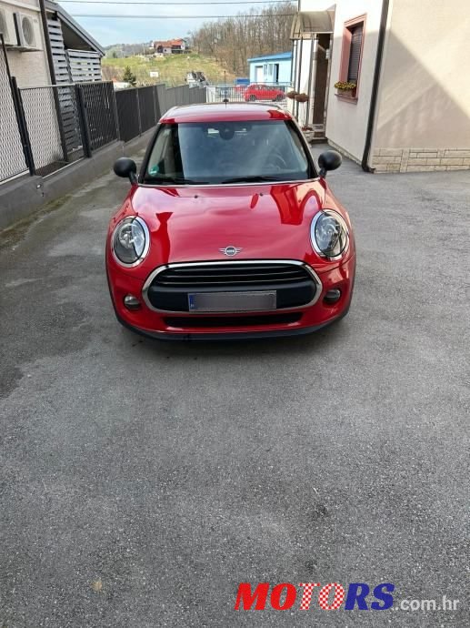2018' MINI One D photo #1