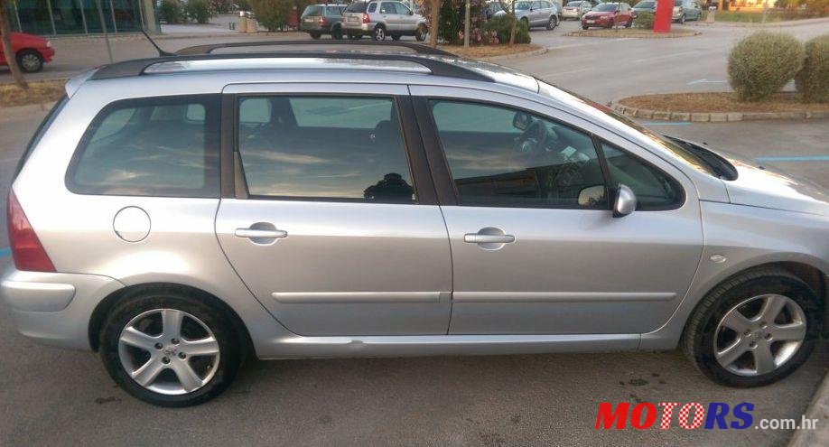 2005' Peugeot 307 Sw 2,0 Hdi photo #1