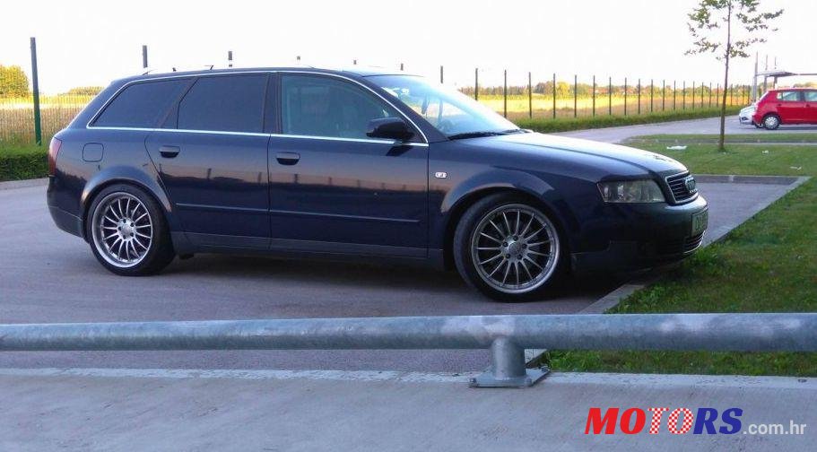 2003' Audi A4 Avant 2,5 V6 TDI photo #4
