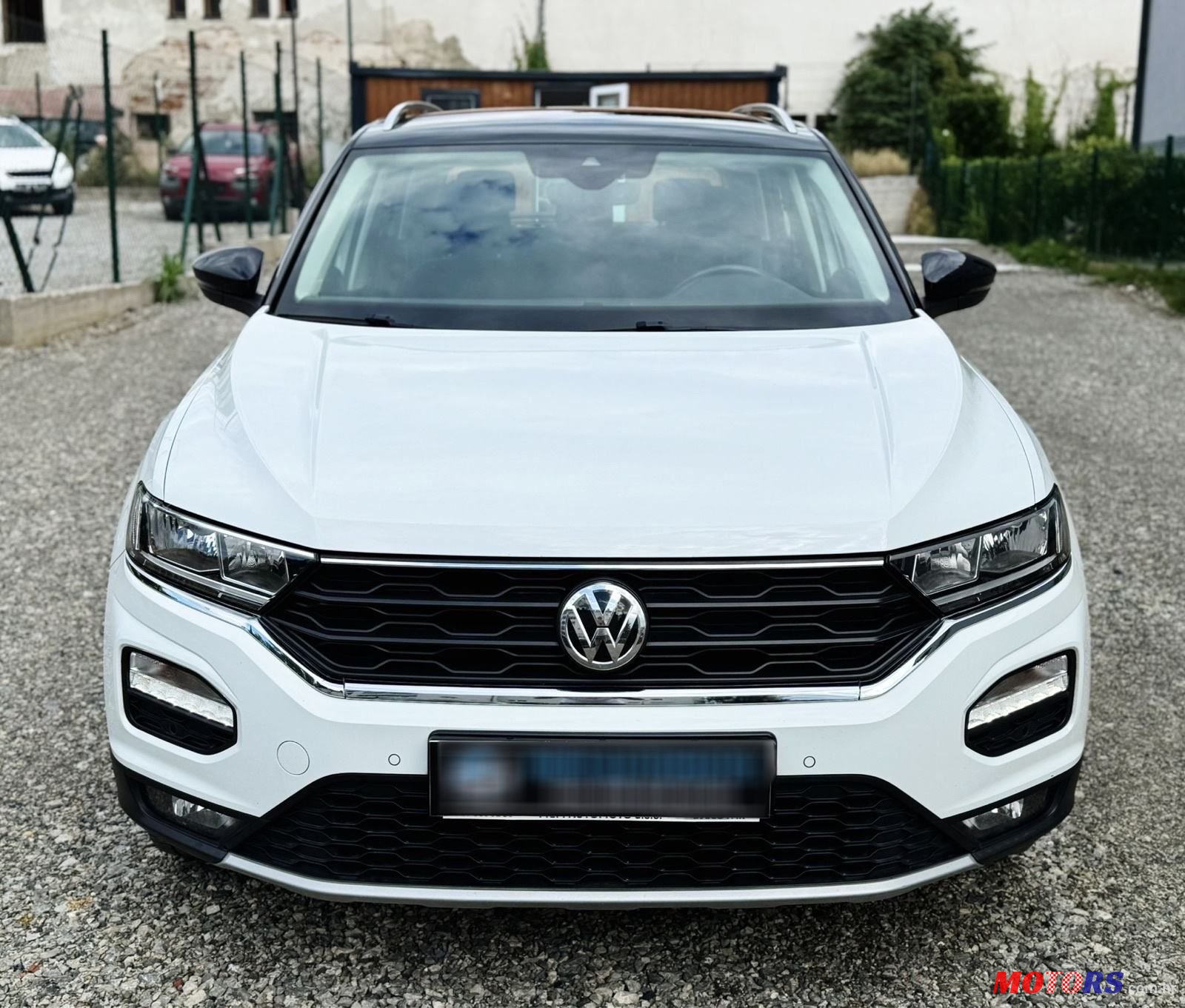2019' Volkswagen T-Roc 1,6 Tdi photo #2