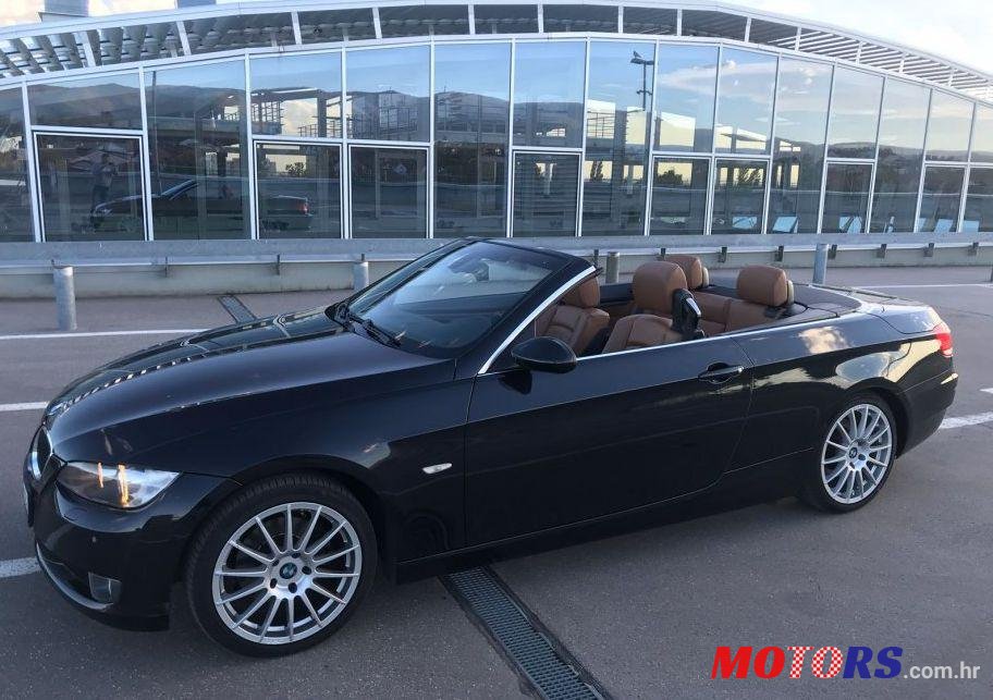 2007' BMW Serija 3 Cabriolet 320I photo #1