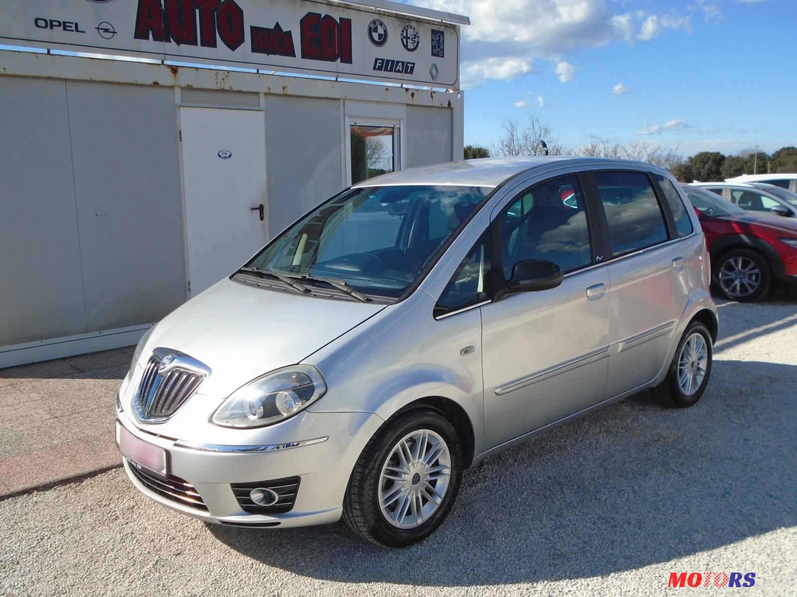 2012' Lancia Musa 1.3 Mjt photo #1