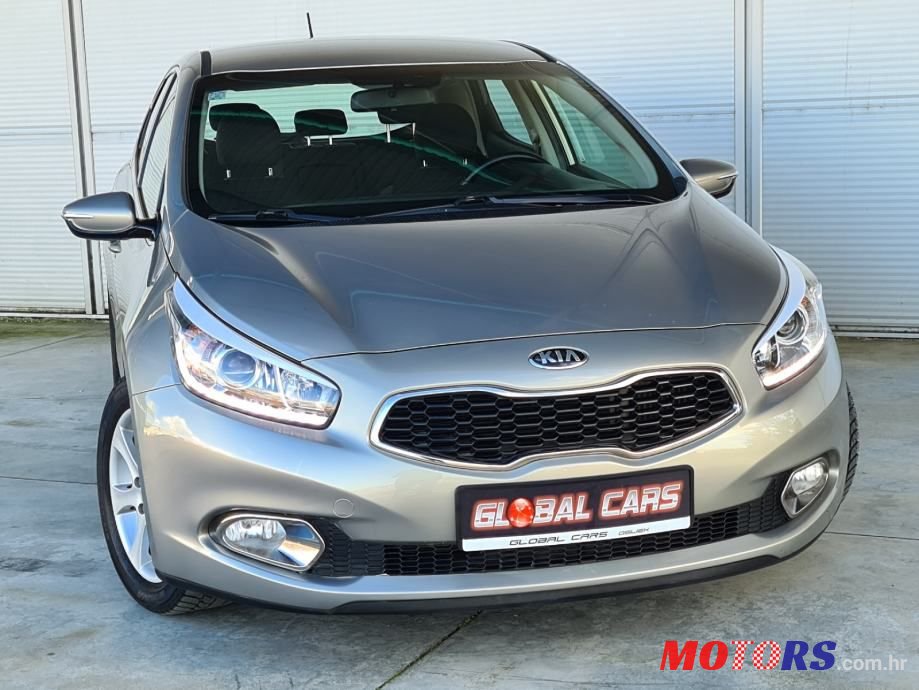 2014' Kia Ceed photo #4