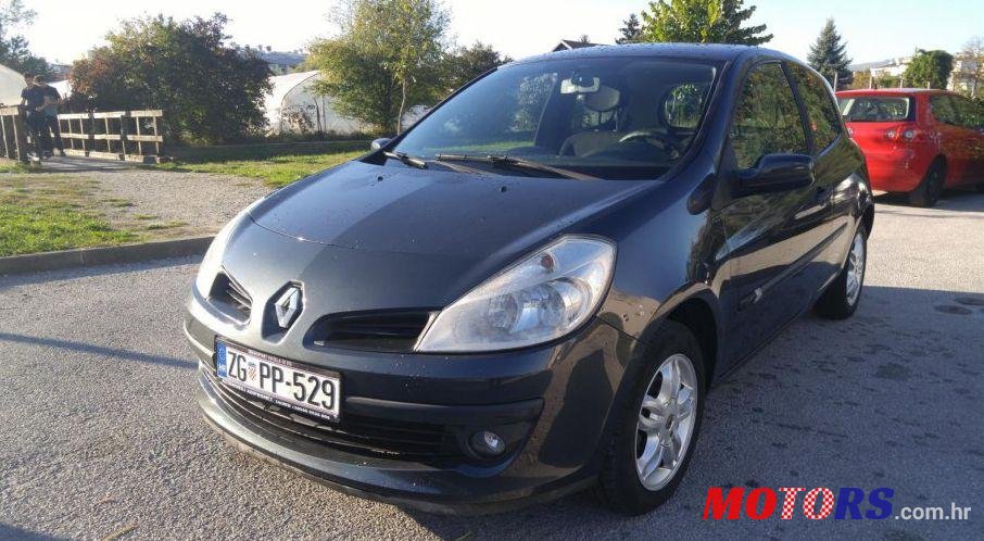 2006' Renault Clio 1,5 Dci photo #1