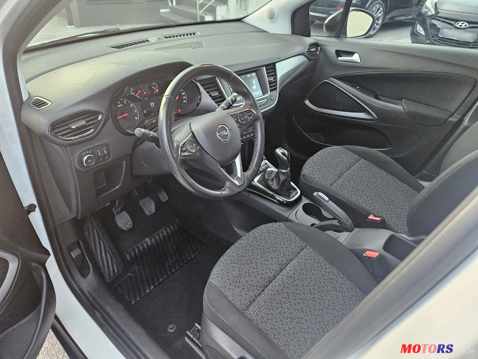 2021' Opel Crossland 1,2 photo #6