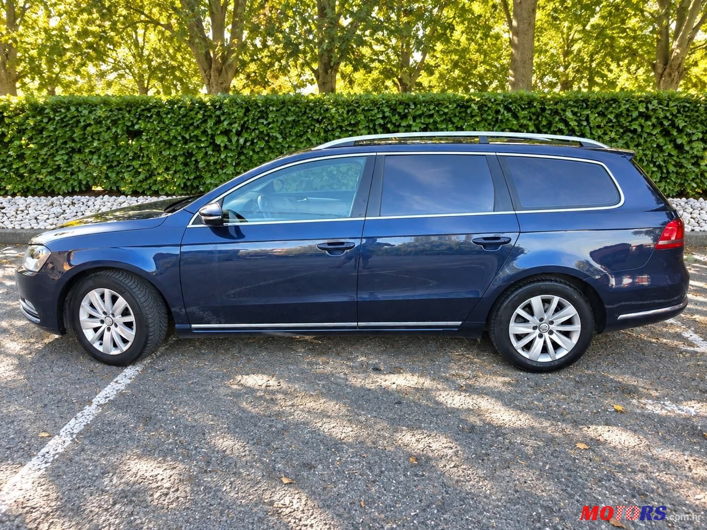 2012' Volkswagen Passat Variant photo #3