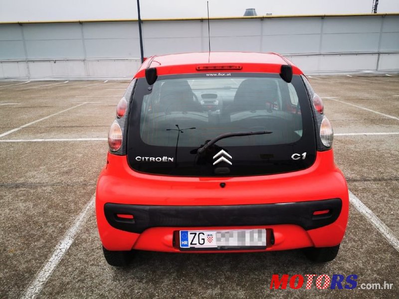 2010' Citroen C1 photo #2