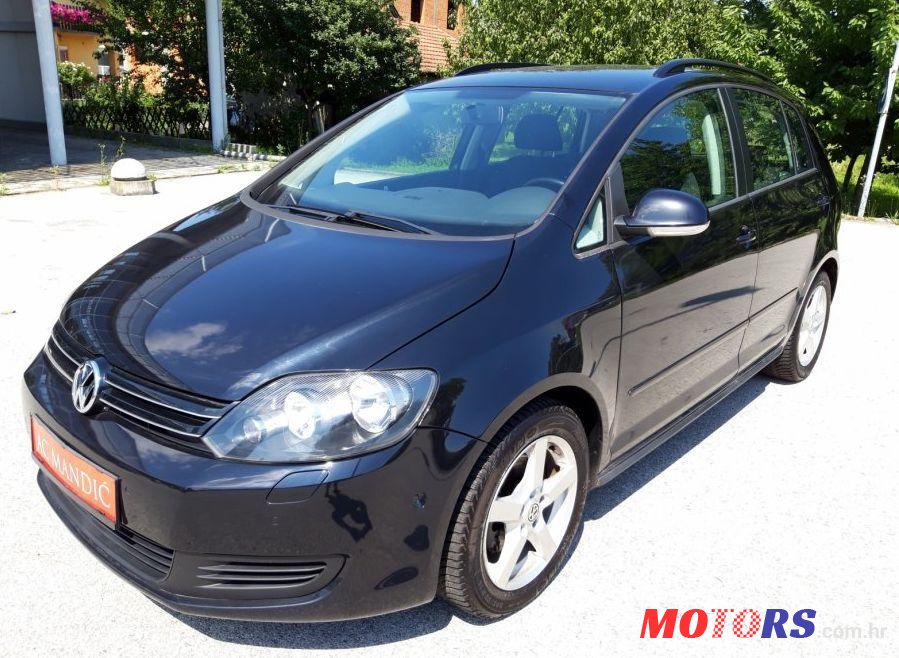 2009' Volkswagen Golf Plus 2,0 Tdi photo #1