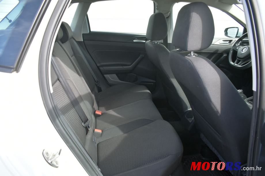 2020' Volkswagen Polo photo #6