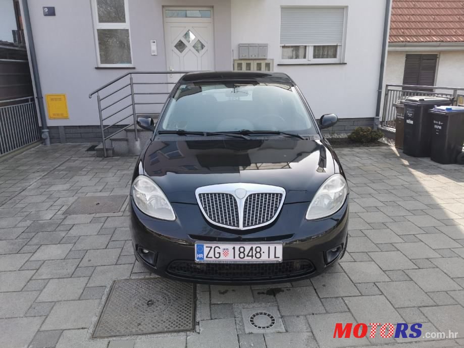 2008' Lancia Y 1,2 photo #2