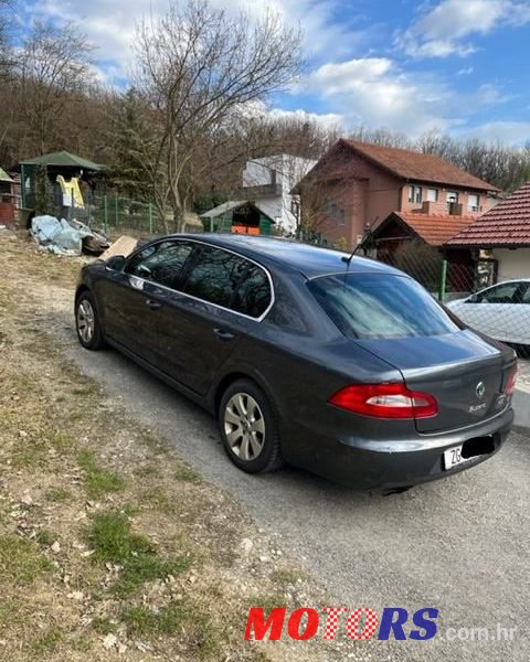 2009' Skoda Superb 2,0 Tdi photo #3