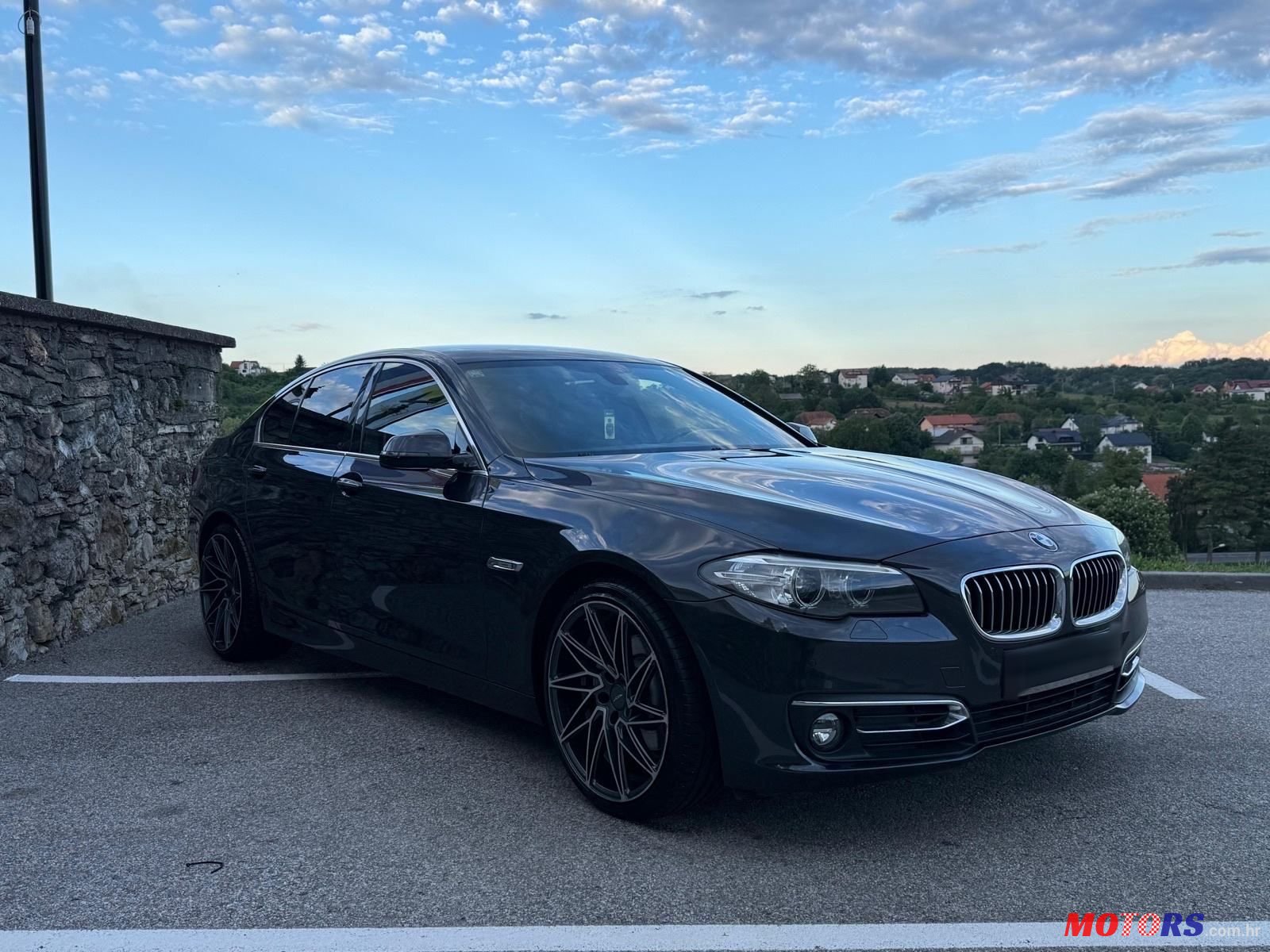 2014' BMW Serija 5 520D photo #3