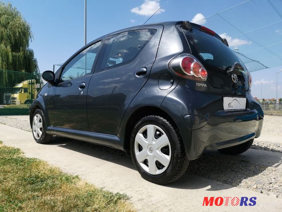 2009' Toyota Aygo 1,0 Vvt-I photo #1
