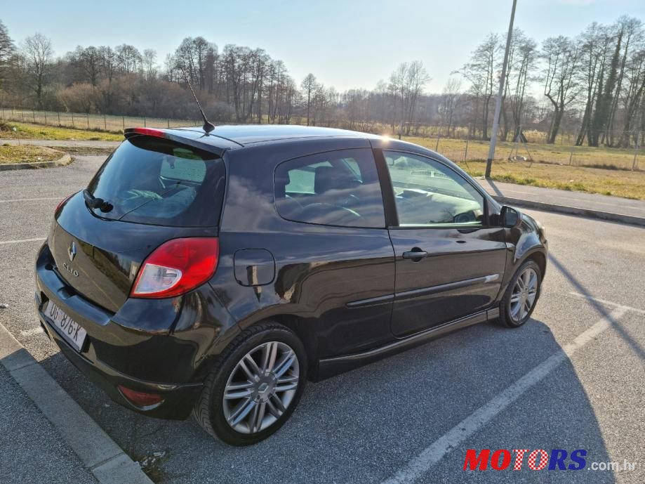 2010' Renault Clio 1,6 16V Gt photo #1