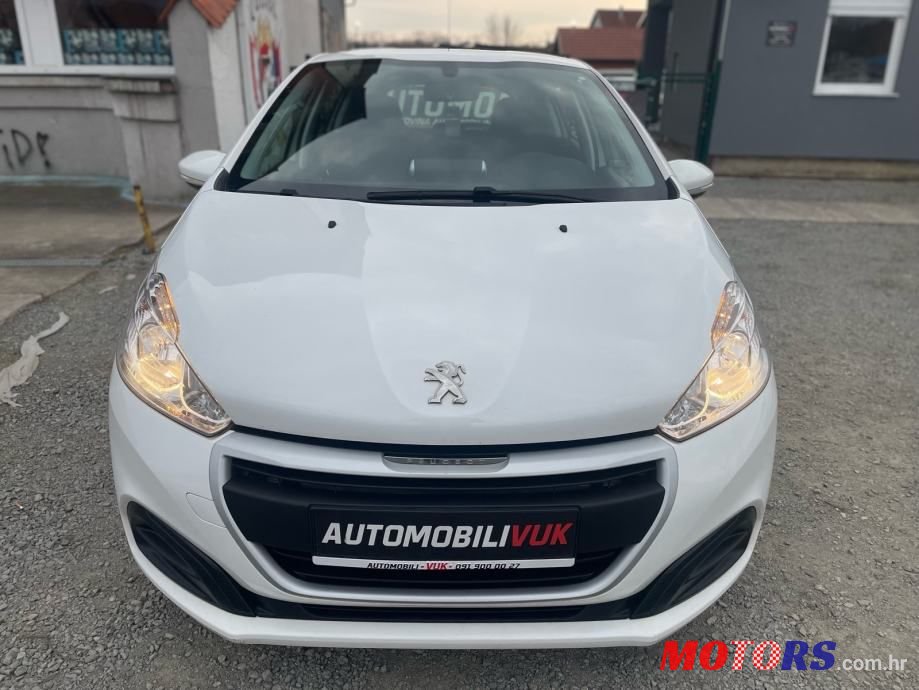 2019' Peugeot 208 photo #2