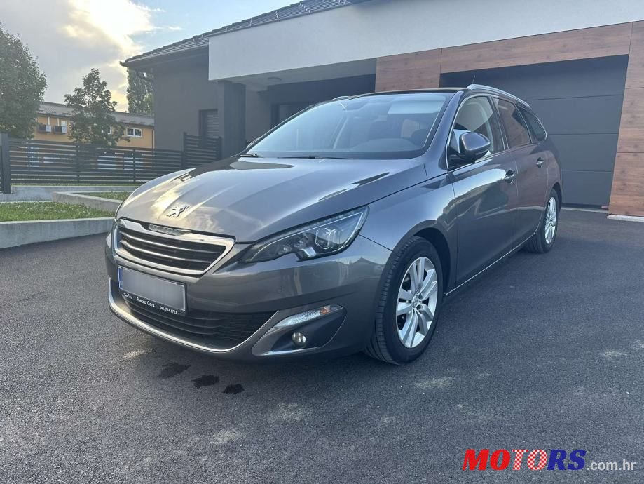 2017' Peugeot 308 Sw photo #1