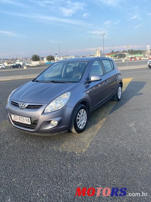 2012' Hyundai i20 1,2 photo #1