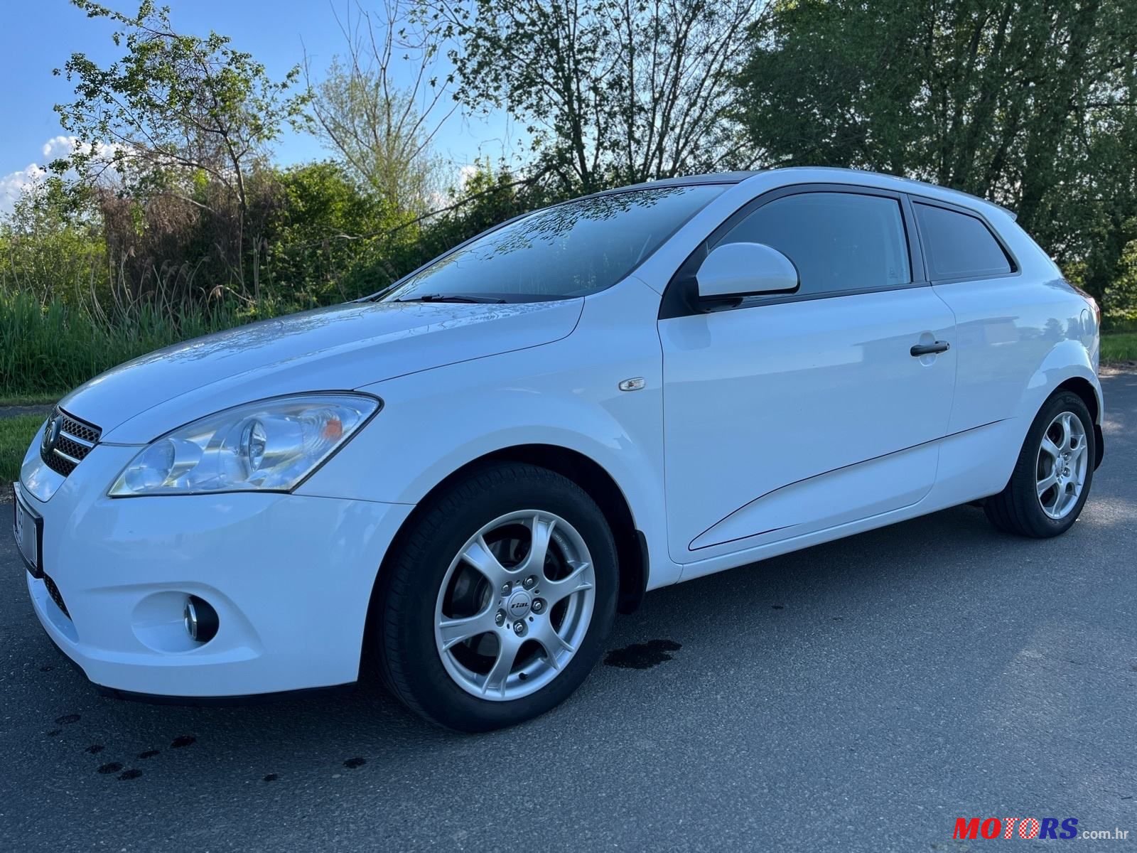 2009' Kia Pro Ceed 1,6 Crdi Lx photo #3